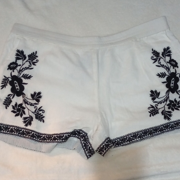 J. Crew Pants - J. Crew White and Black Embroidered Shorts